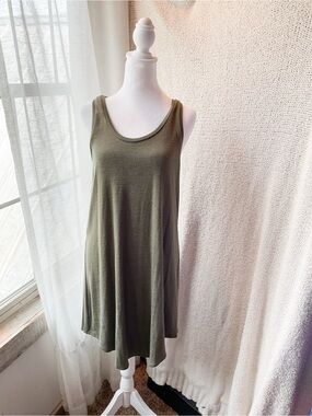 Leith Olive Green Sleeveless Midi Tank Dress
